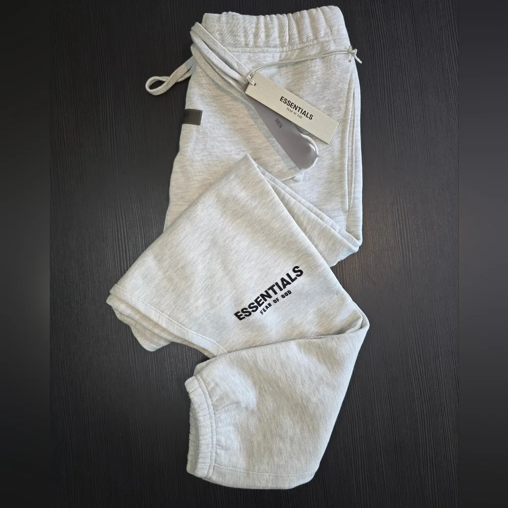 Essentials Fear of God Sweatpants - Light Oakmeal Pants - Picture 2 of 5